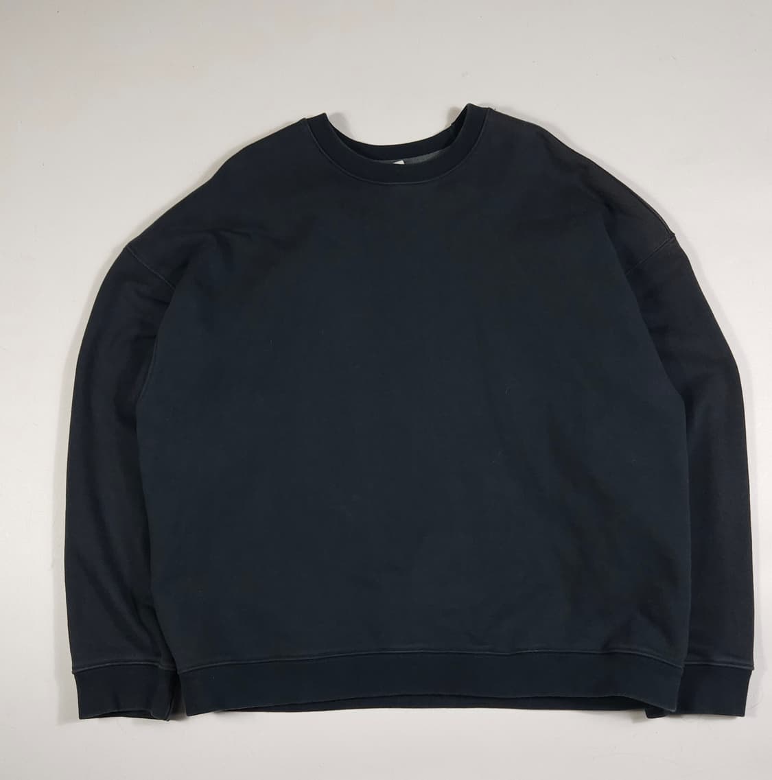 어텐션로우 헤비웨이트 맨투맨  상품이미지1