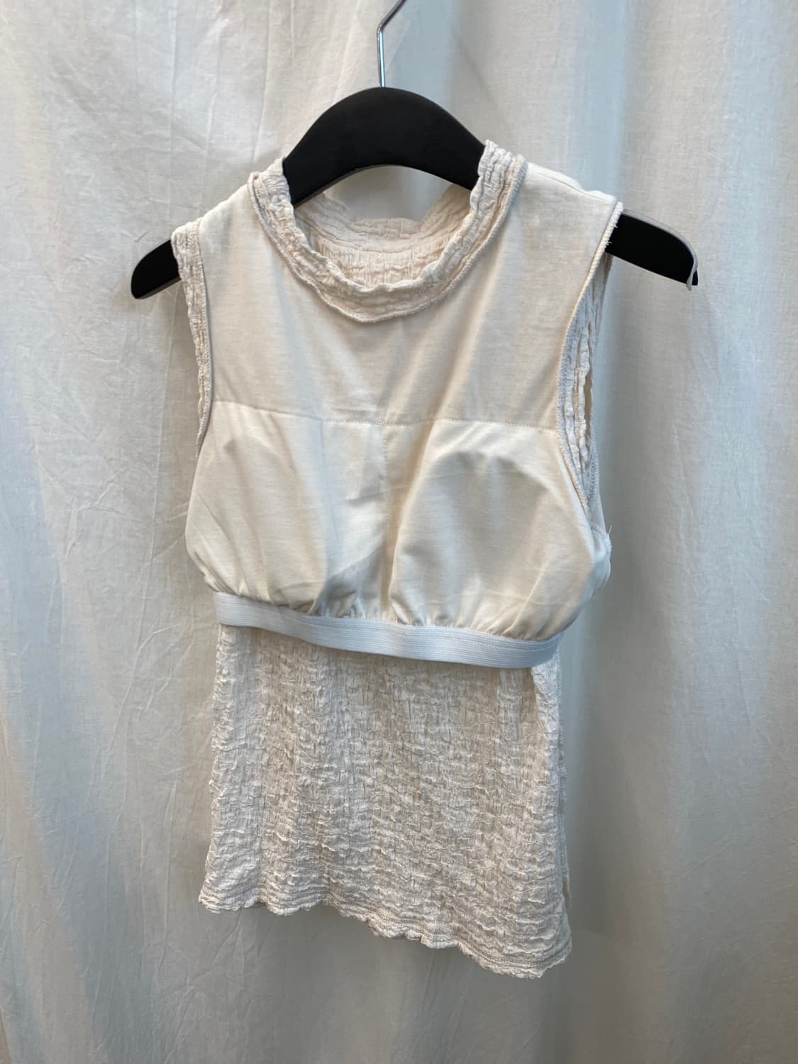 웜화이트 링클드 민소매탑(M) 상품이미지7