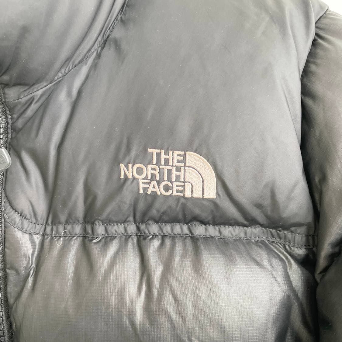 D2 노스페이스 700 눕시 구스다운 패딩 블랙 85사이즈 상품이미지4