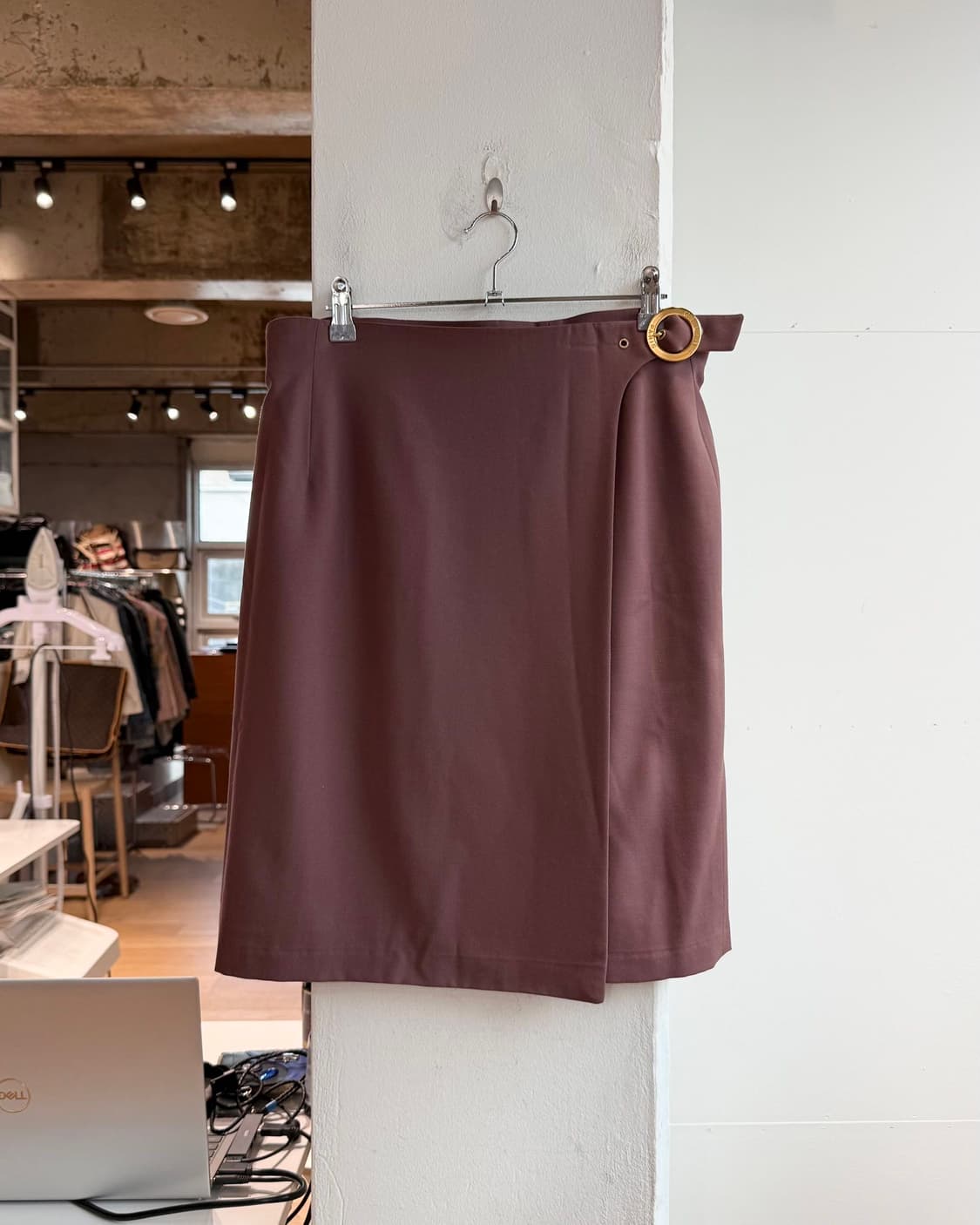 셀린느 딥핑크 랩 미디스커트  상품이미지2