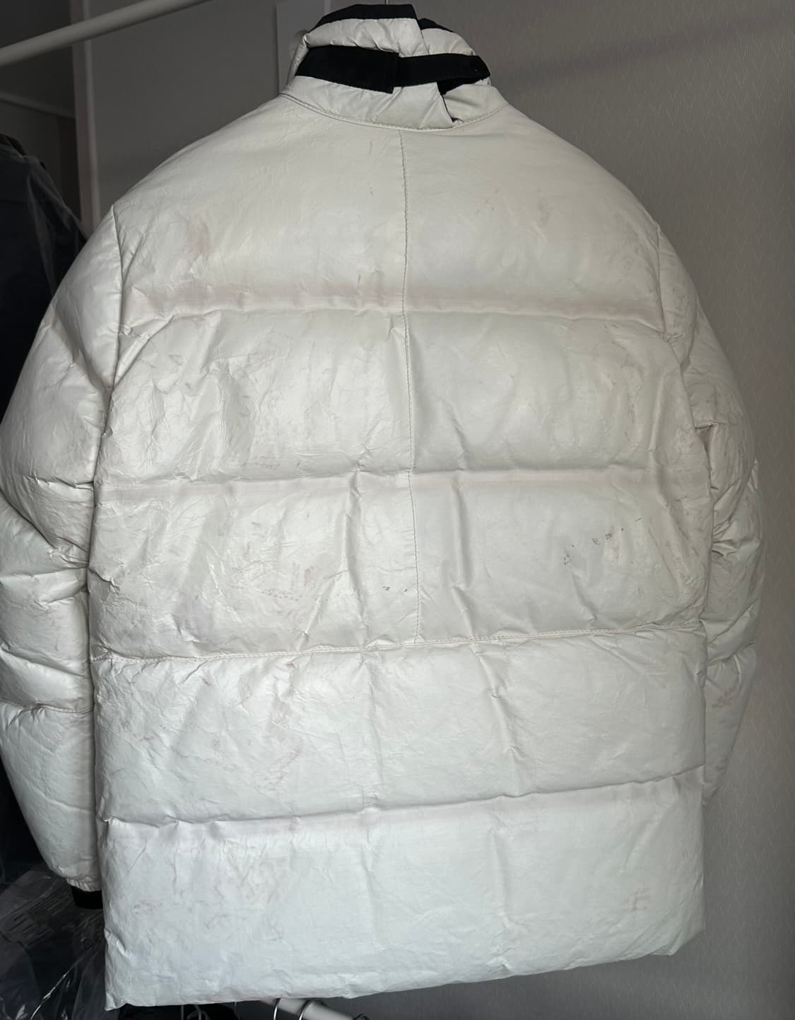 스톤아일랜드 페더웨이트 레더 다운 패딩 M(100) 상품이미지5