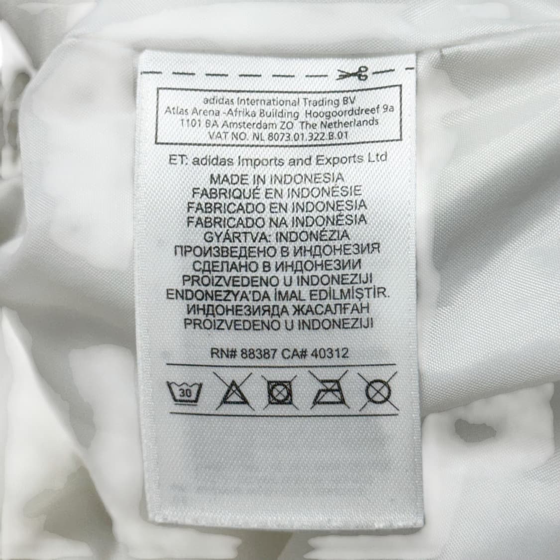 (S) 아디다스 삼선 뽀글이 후리스 봄버 자켓  상품이미지4