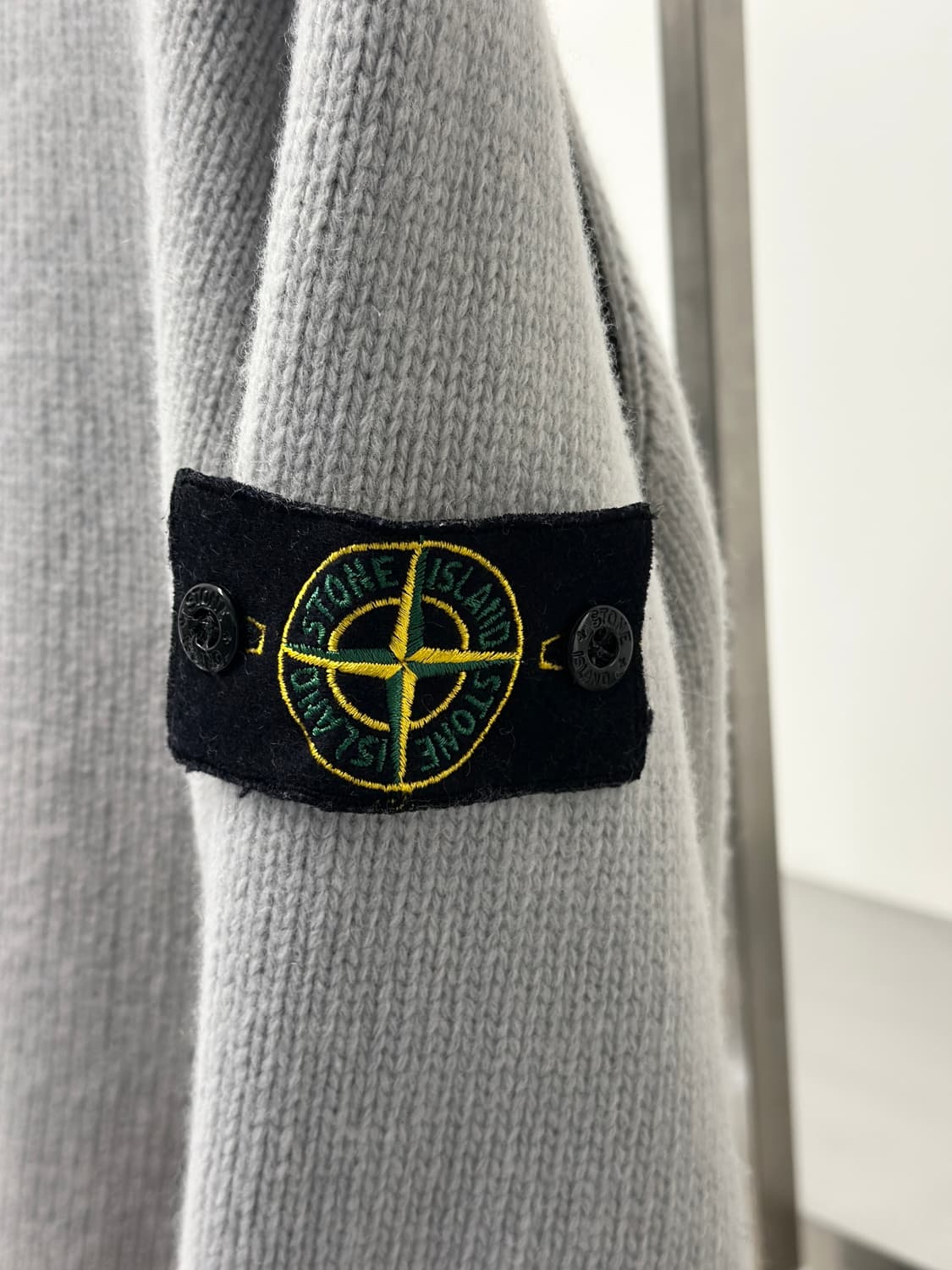 스톤아일랜드 04FW 네트 배색 울 니트집업  상품이미지5