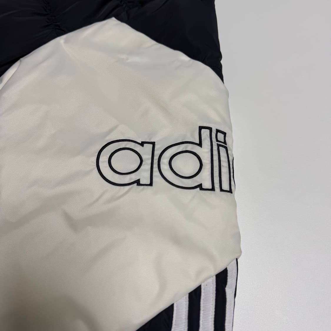 아디다스 제니 크롭 푸퍼 패딩 자켓 M 상품이미지3