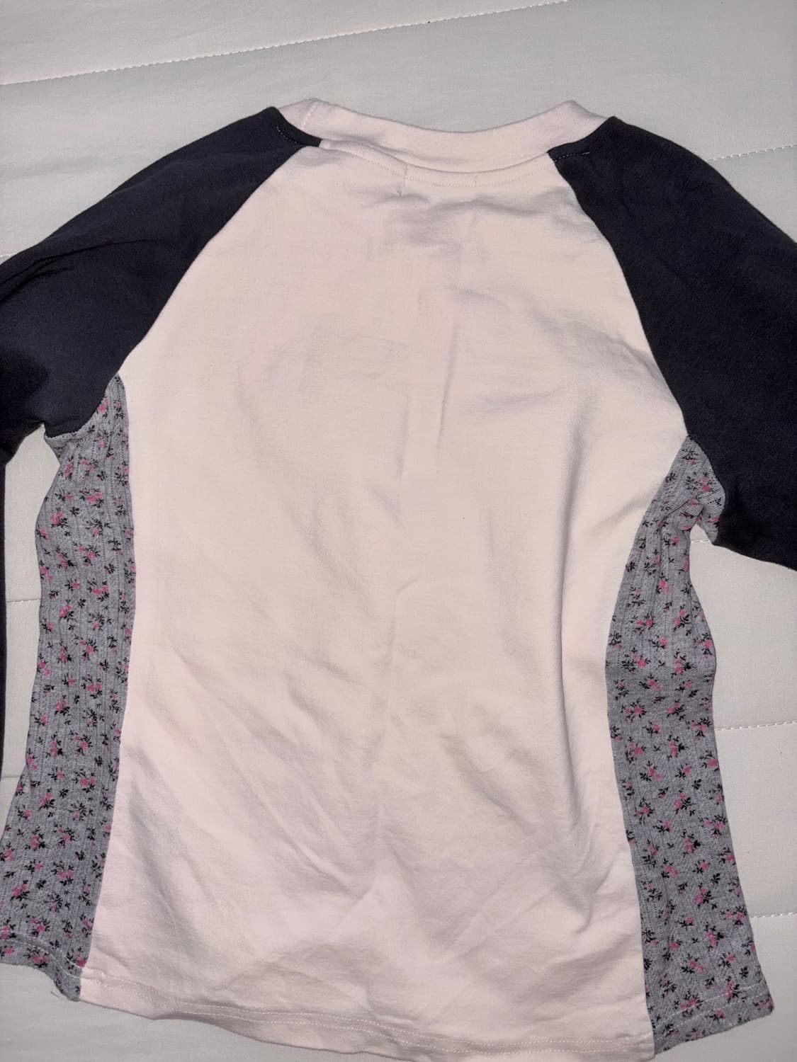 락케이크 플라워패턴 롱슬리브 긴팔티셔츠 상품이미지4