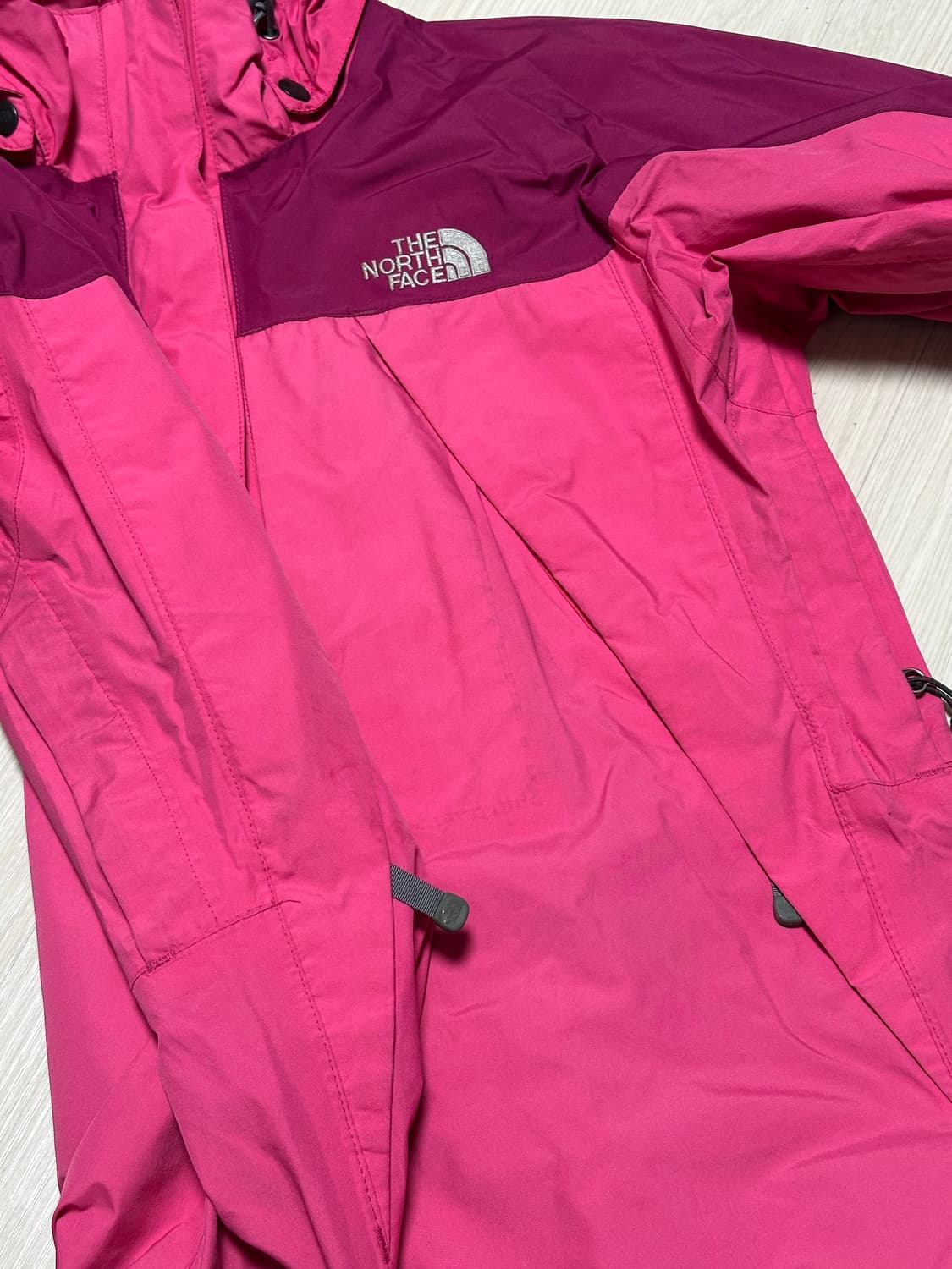 노스페이스 써밋 시리즈 고어텍스 배색 바람막이 자켓 핑크 상품이미지5