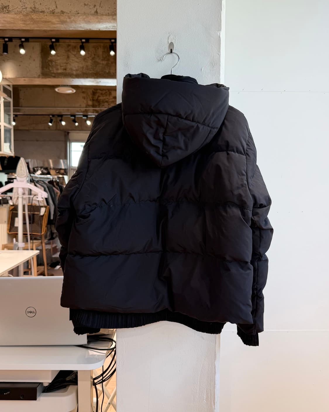 플리츠 플리즈 블랙 리버시블 다운 패딩 점퍼  상품이미지7