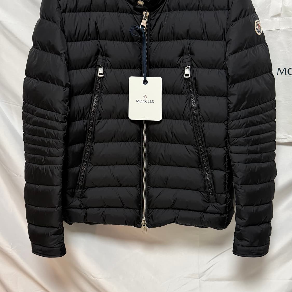 [S+급/3] 몽클레어 아미오 경량패딩 자켓 블랙 풀구성 상품이미지4