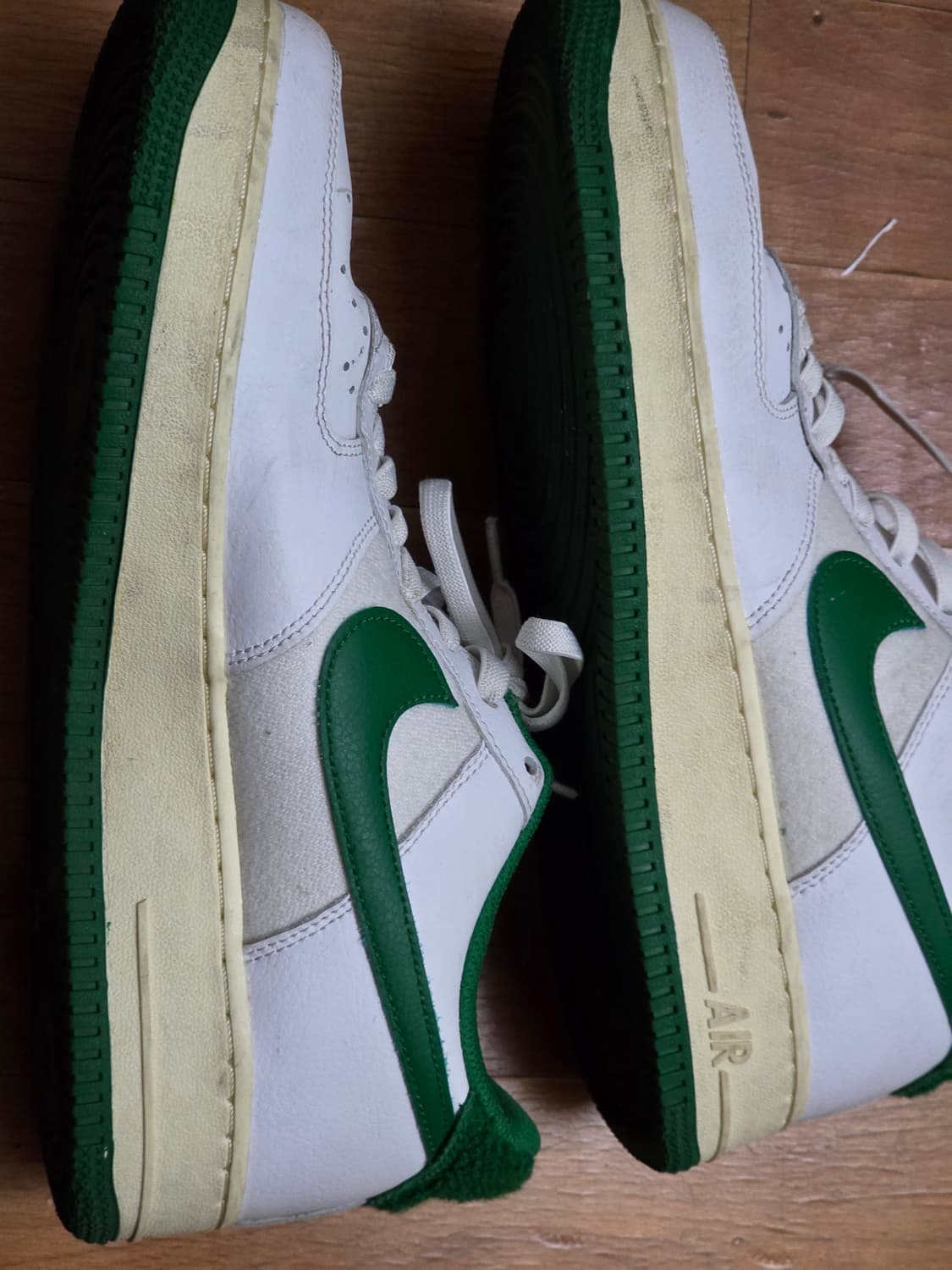 나이키 에어포스1 흰/녹 280mm 상품이미지5