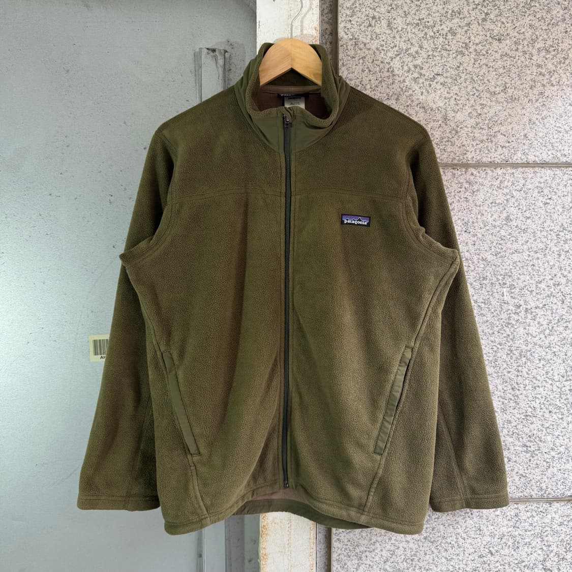 파타고니아 신칠라 로고 플리스 상품이미지2