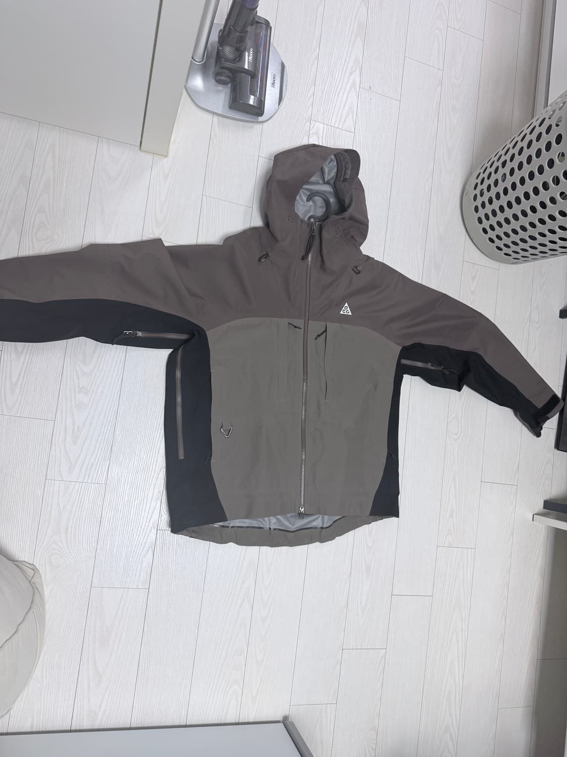 (XXL)ACG 스톰핏 ADV 고어텍스 미저리 릿지 자켓 아이언 스톤 상품이미지1