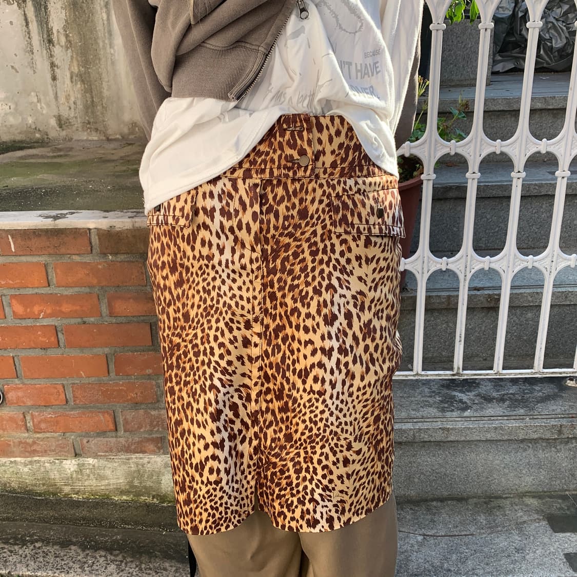 발렌티노 레오파드 슬릿 스커트 상품이미지1