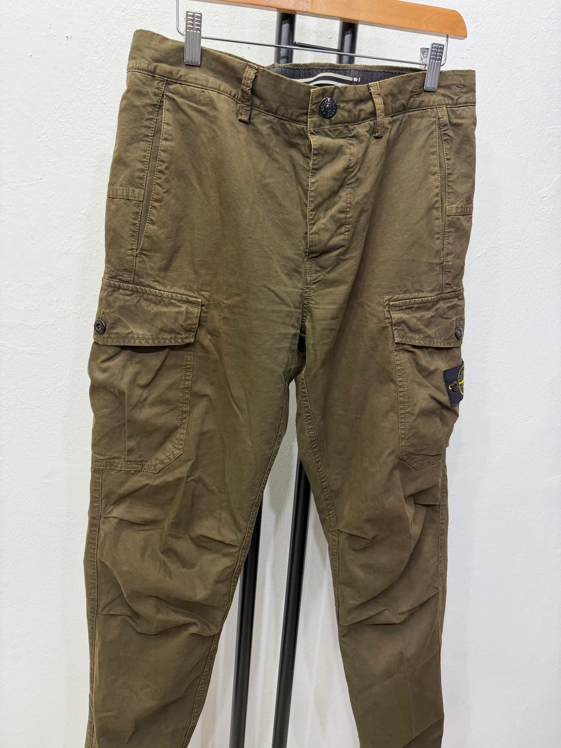 정품) 스톤아일랜드 FW 카고 바지 올리브 32 상품이미지2