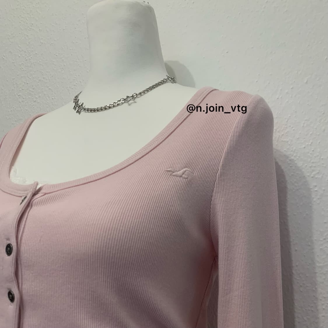 홀리스터 헨리넥 핑크 롱슬리브 상품이미지2