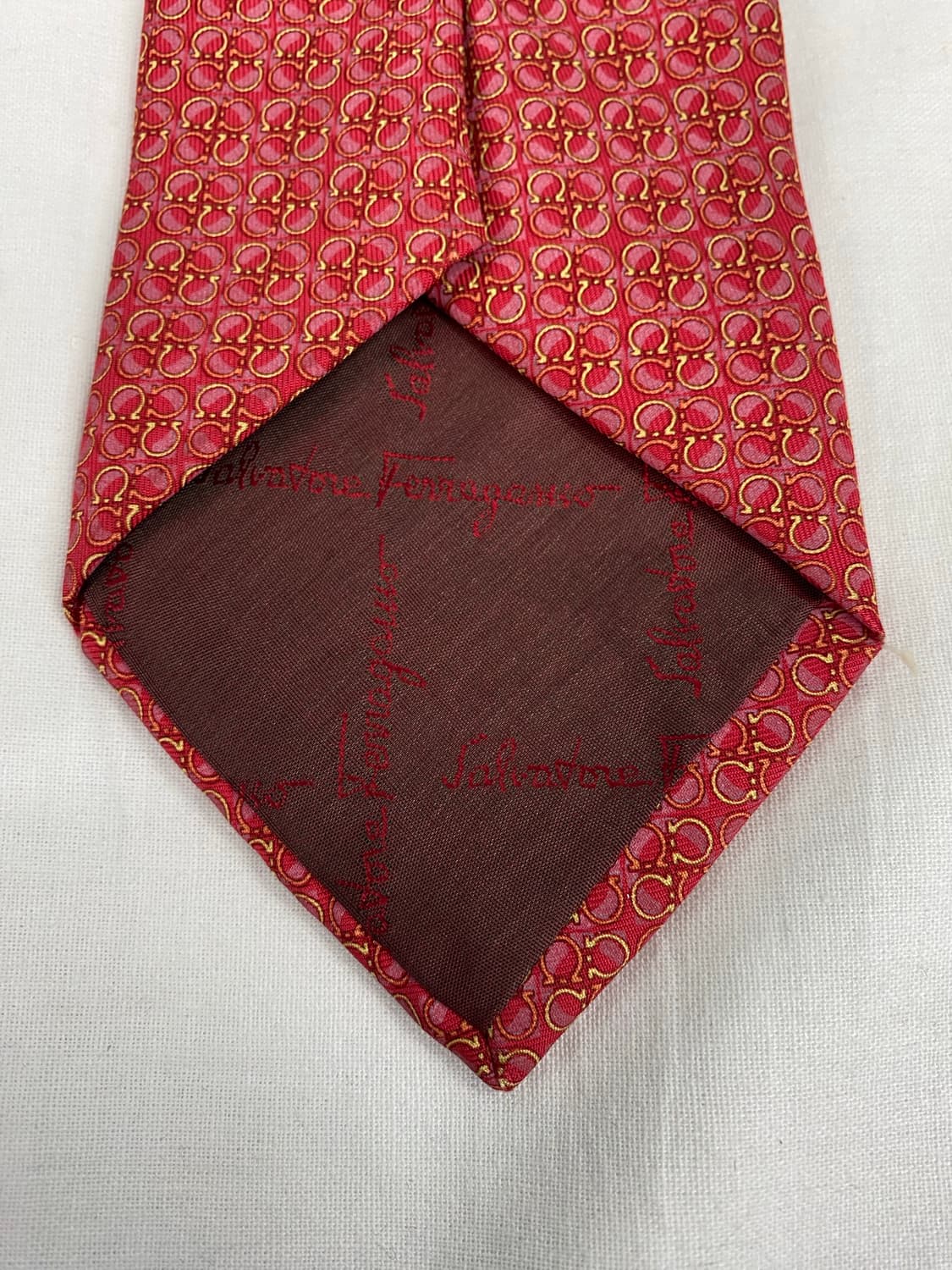 페라가모 다홍색 실크 넥타이  상품이미지4