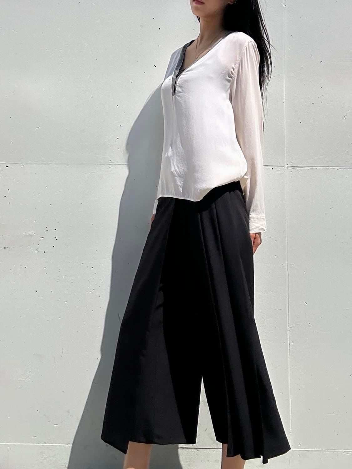 SANDRO v - neck silk blouse 상품이미지4