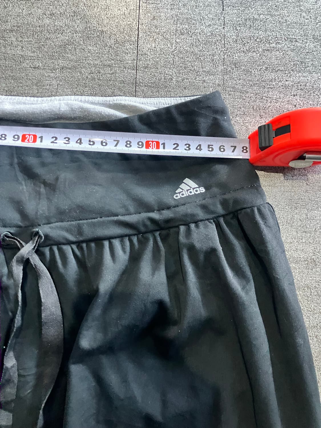 Adidas 아디다스 핀터깔y2k 대대장 카프리벌룬팬츠 상품이미지2