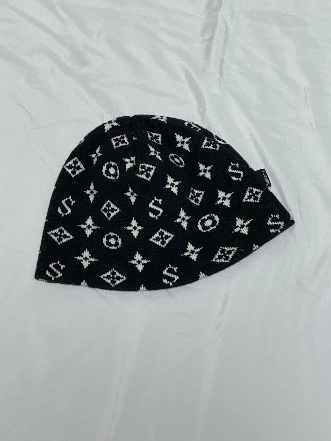 슈프림 x 루이비통 패러디 비니 2000-fw 상품이미지1