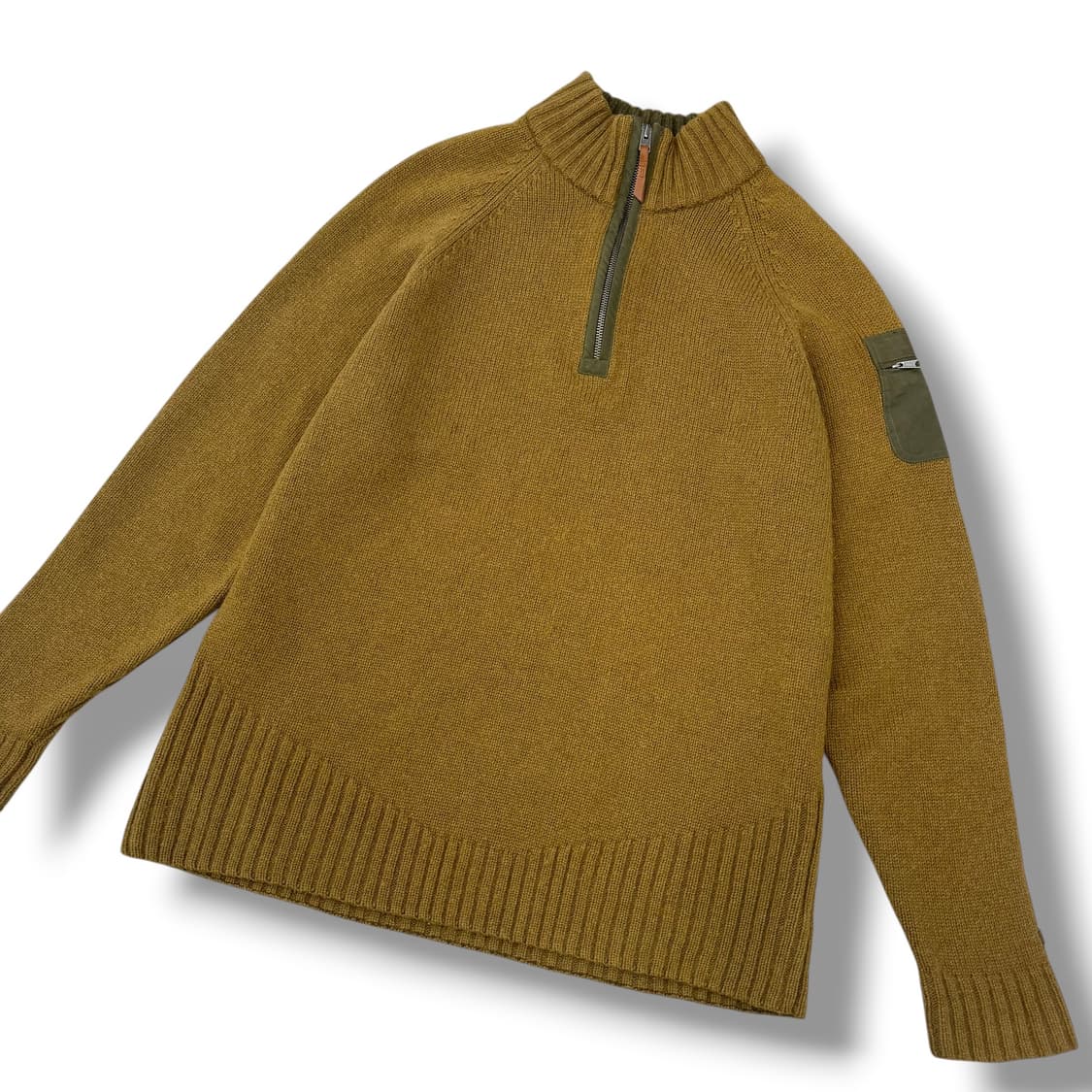 콜롬비아 올리브 배색 울 반집업 니트 상품이미지3