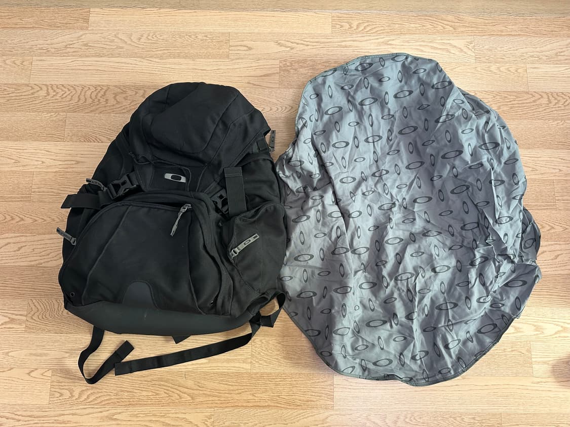 오클리 백팩 상품이미지1