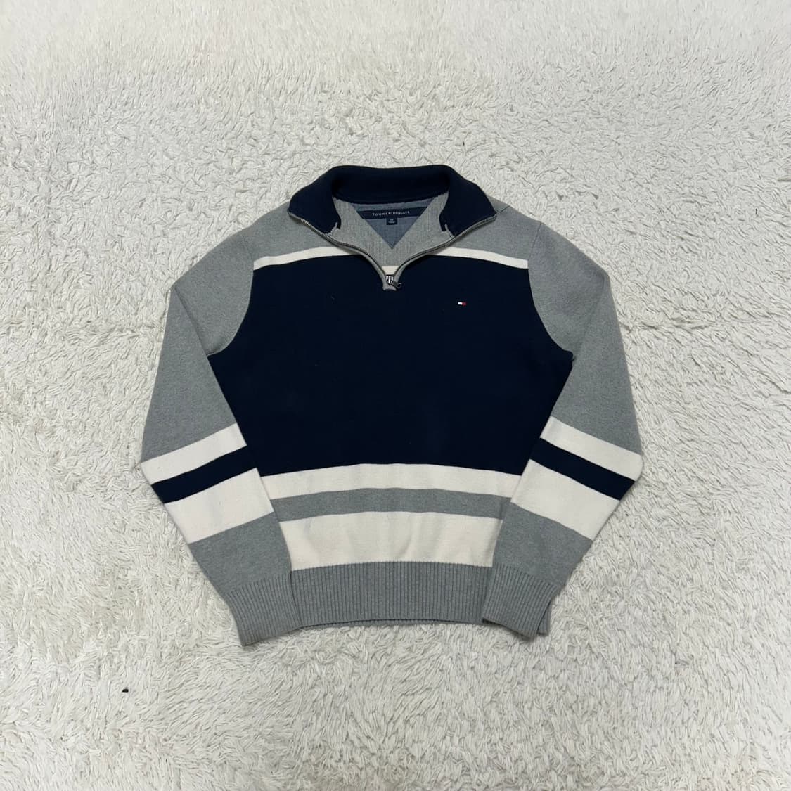 Tommy Hilfiger Grey × Navy Half-Zip Knit 상품이미지4