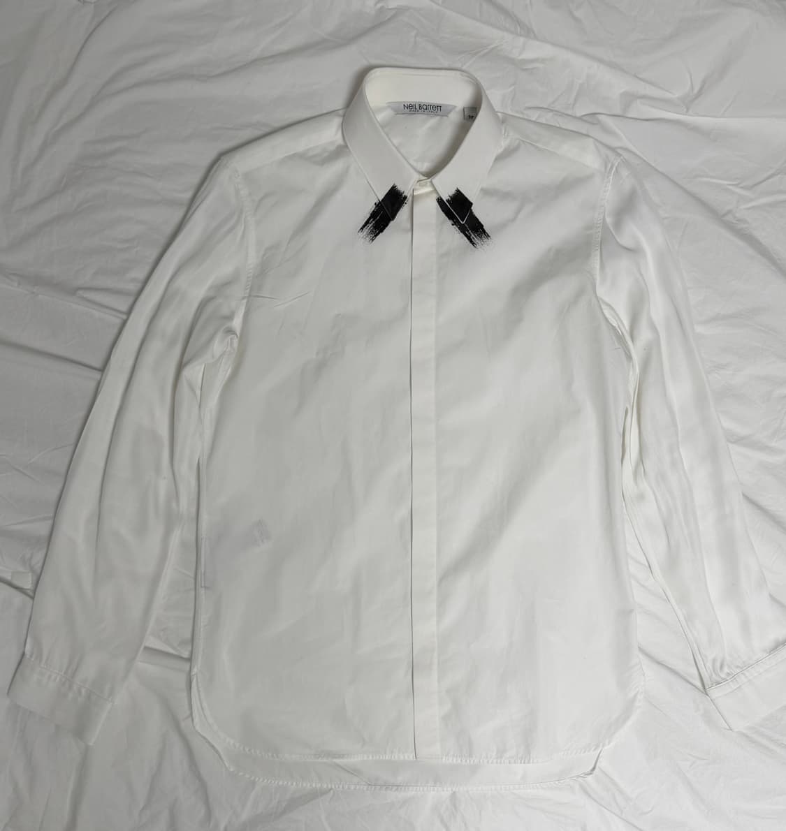 닐바렛 페인티드 카라 셔츠 상품이미지1