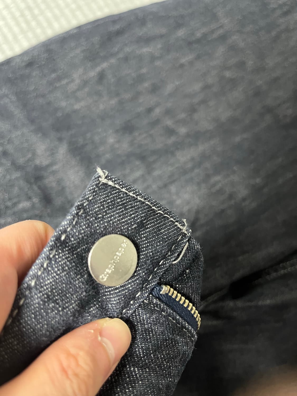 그라프페이퍼 컬러패스트 데님 투턱 팬츠 흑청 3 상품이미지7