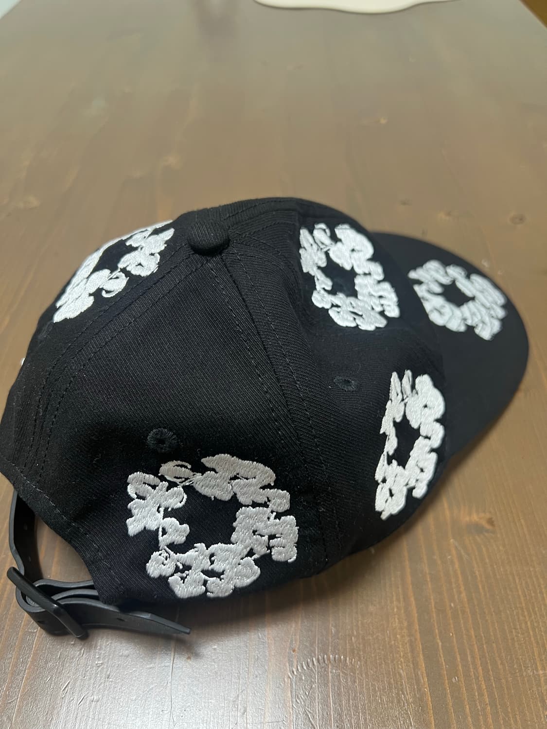 데님티어스 cotton wreath fitted cap 모자 상품이미지2