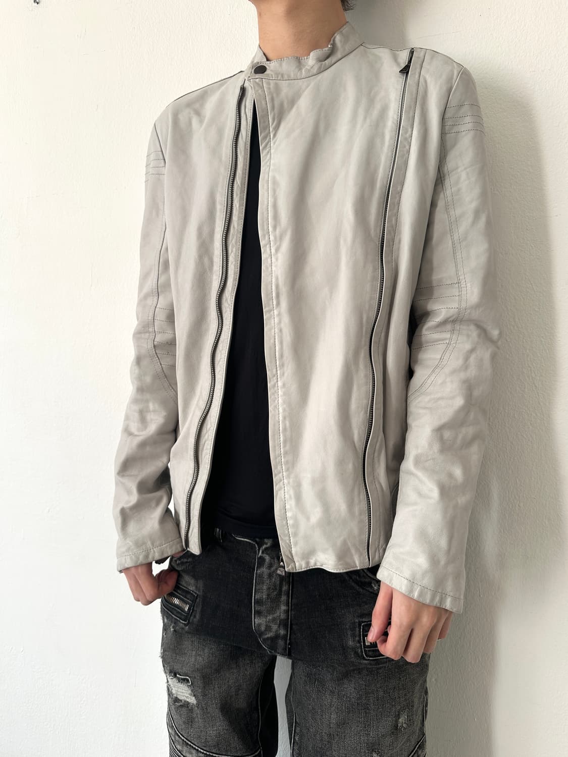 닐바렛x퓨마 더블지퍼 램스킨 레더 자켓 그레이 상품이미지2