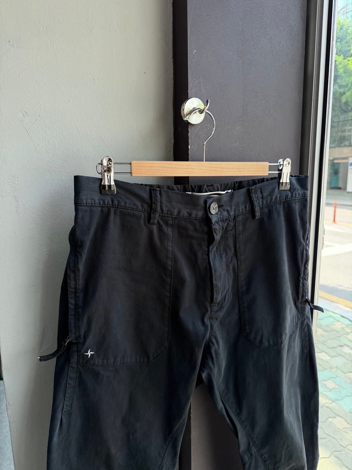 32~33/ 스톤아일랜드 십자자수 워싱 카고 조거팬츠 상품이미지3