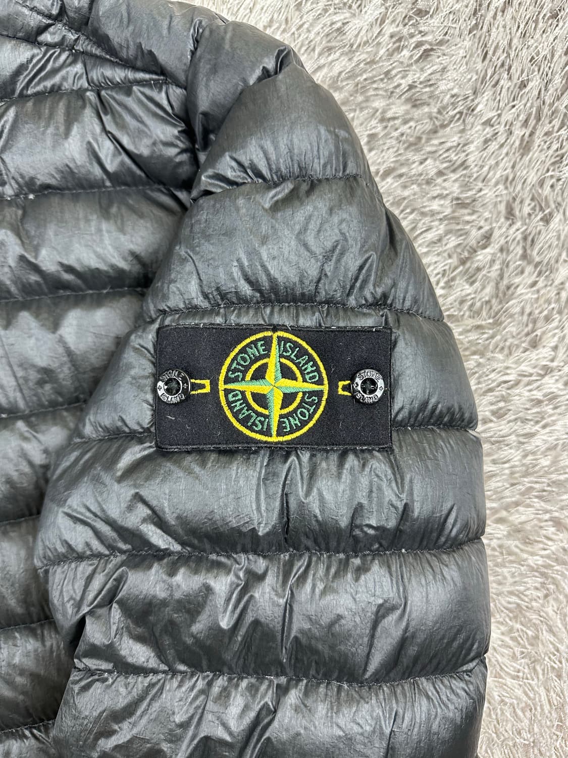 [XL] 백화점판 정품 스톤아일랜드 가먼트다이드 후디 푸퍼 경량패딩 블랙 상품이미지4