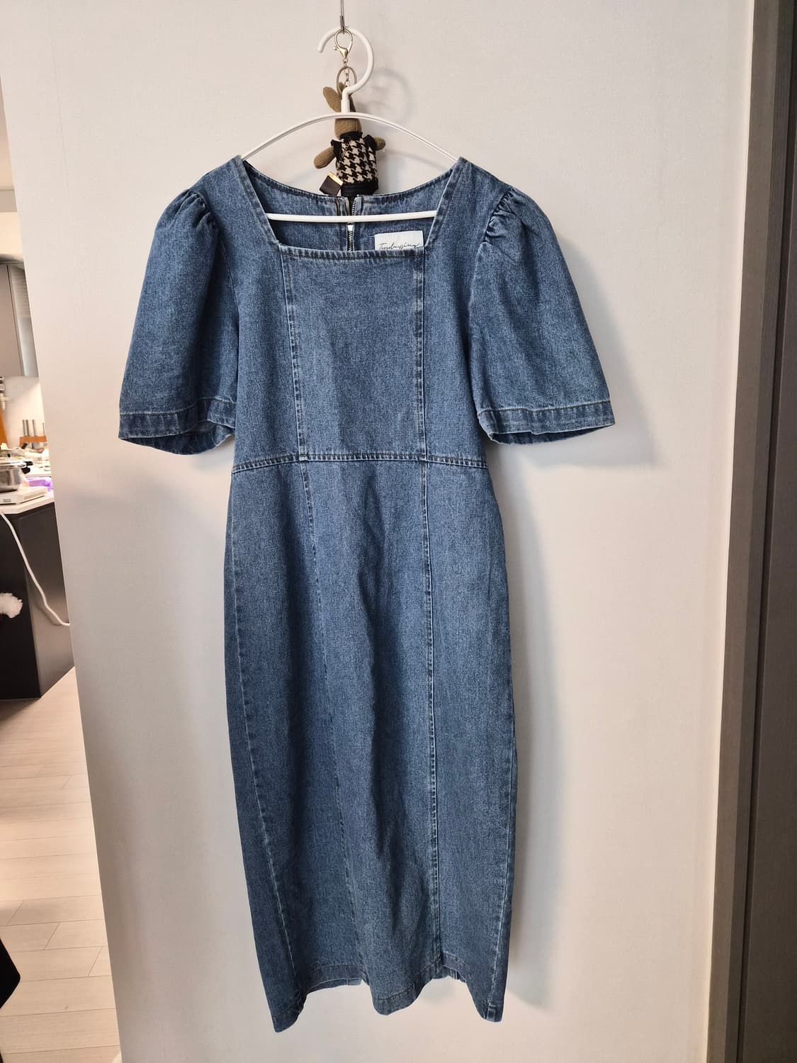 [미니멀/페미닌] 스퀘어넥 퍼프소매 데님 롱 원피스 상품이미지3