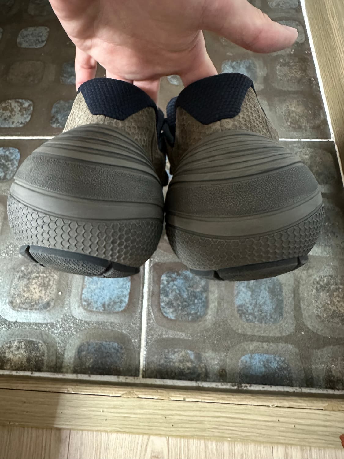 [42] 지방시 tk mx 러너 브라운 상품이미지7