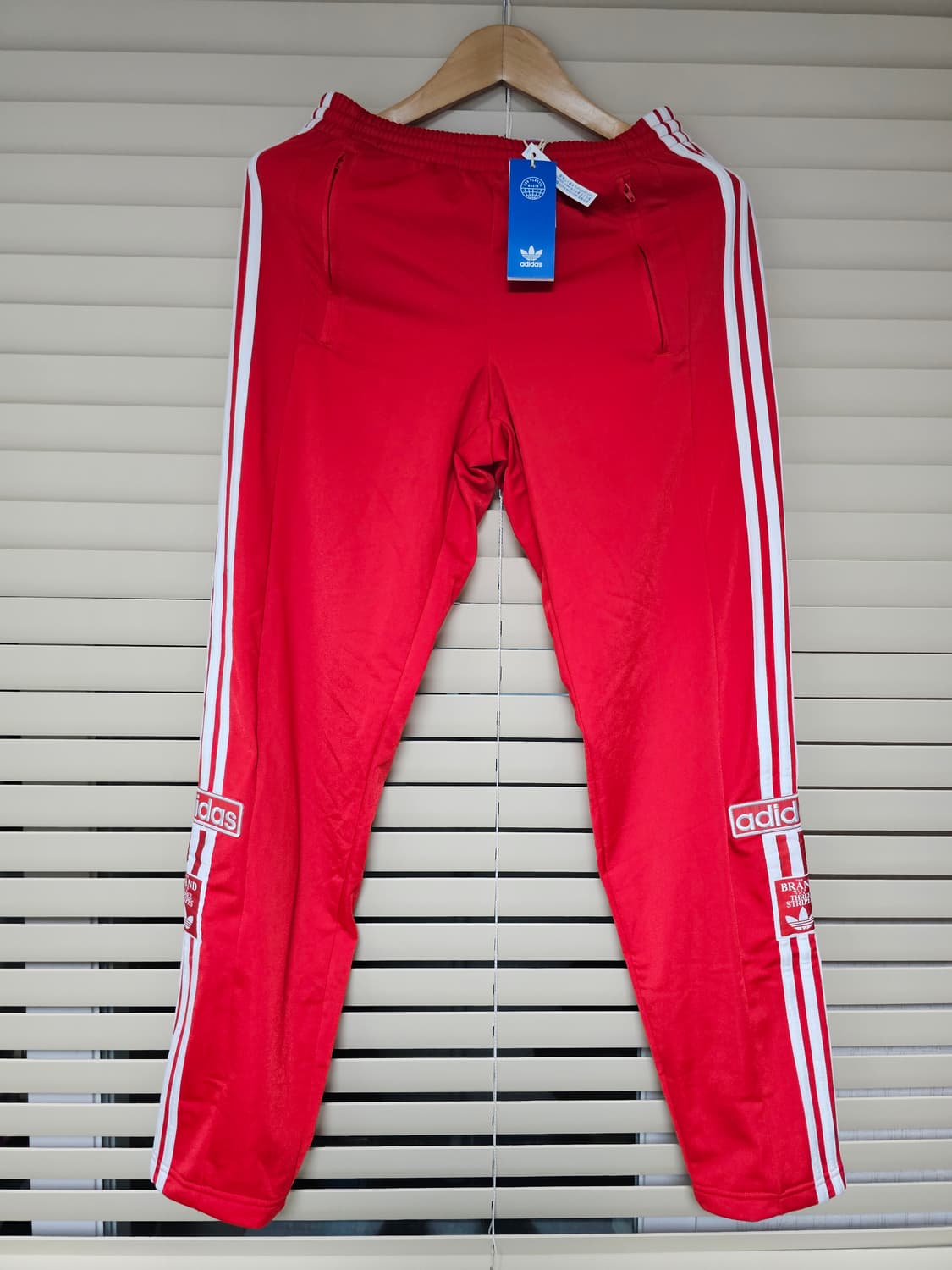 (새상품)아디다스 아디브레이크 트랙팬츠 M 상품이미지1