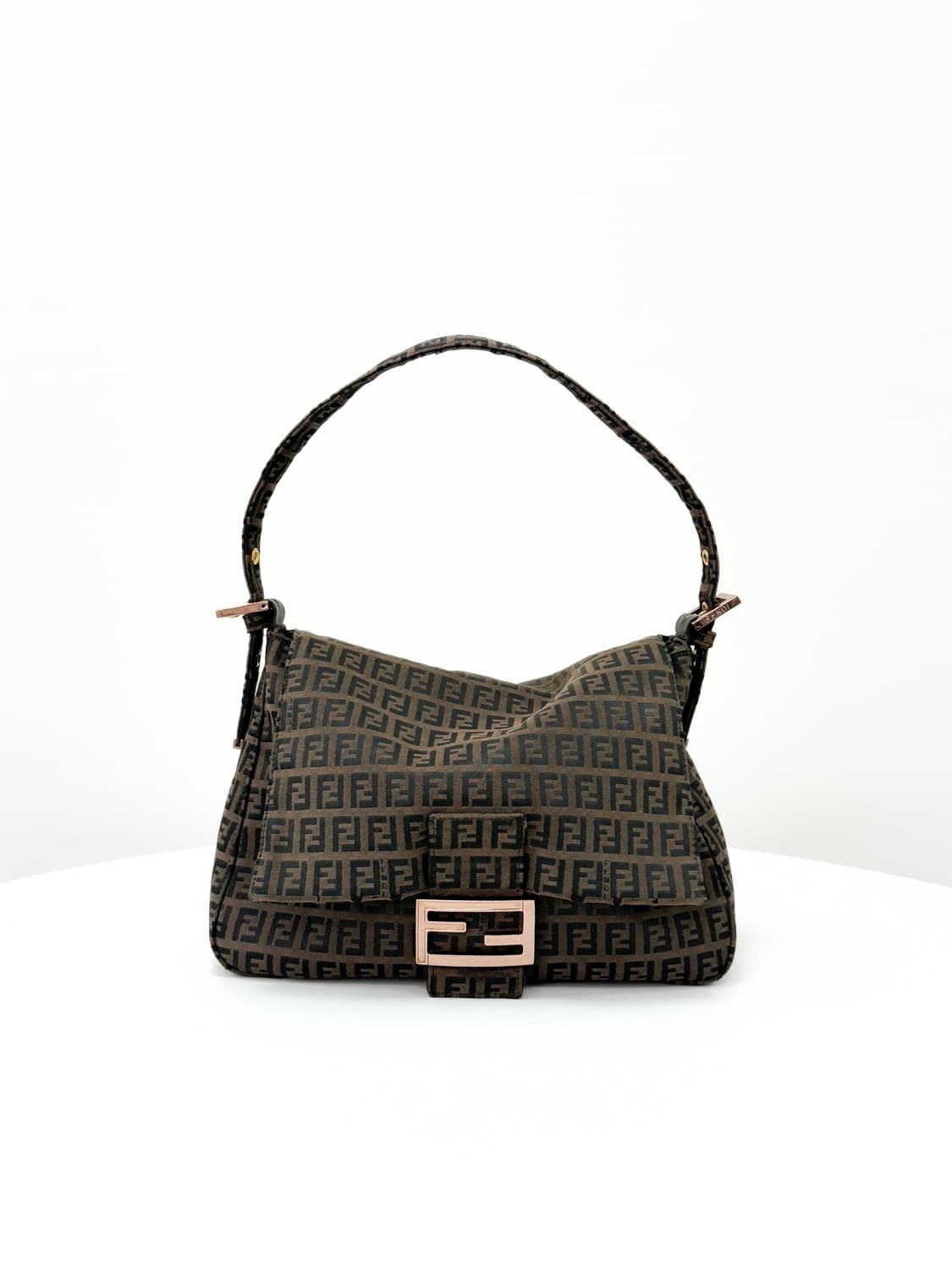 펜디 주카 캔버스 맘마 바게트백 상품이미지1