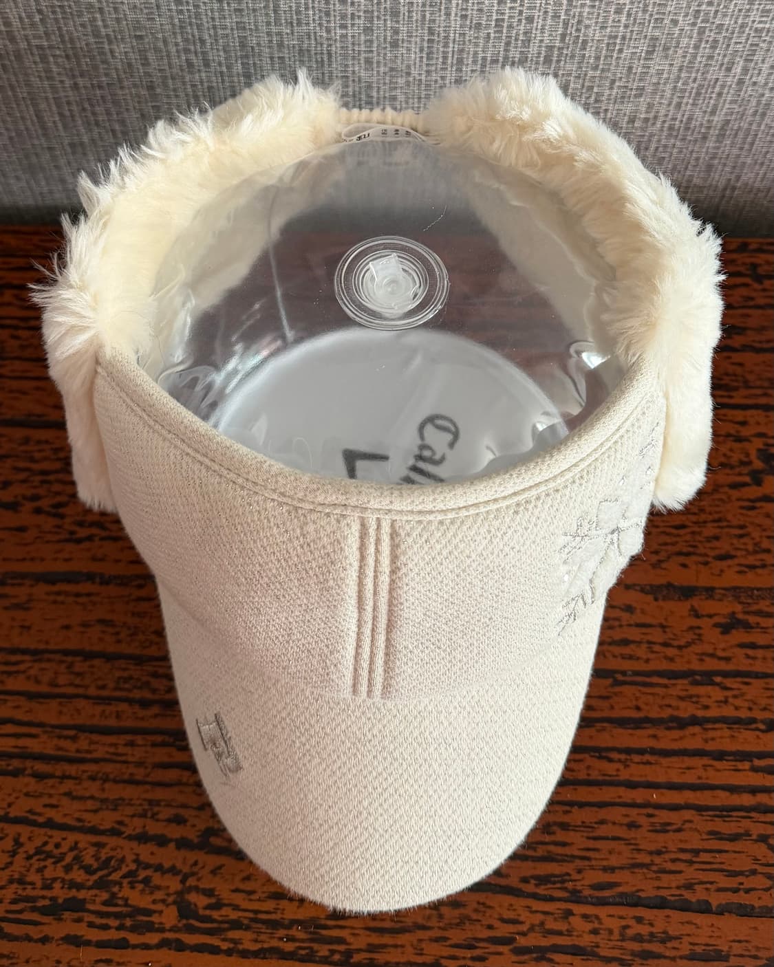 겨울 눈꽃 자수 귀달이 골프 모자 아이보리 털 귀덮개 방한 니트 캡 캠핑 상품이미지5