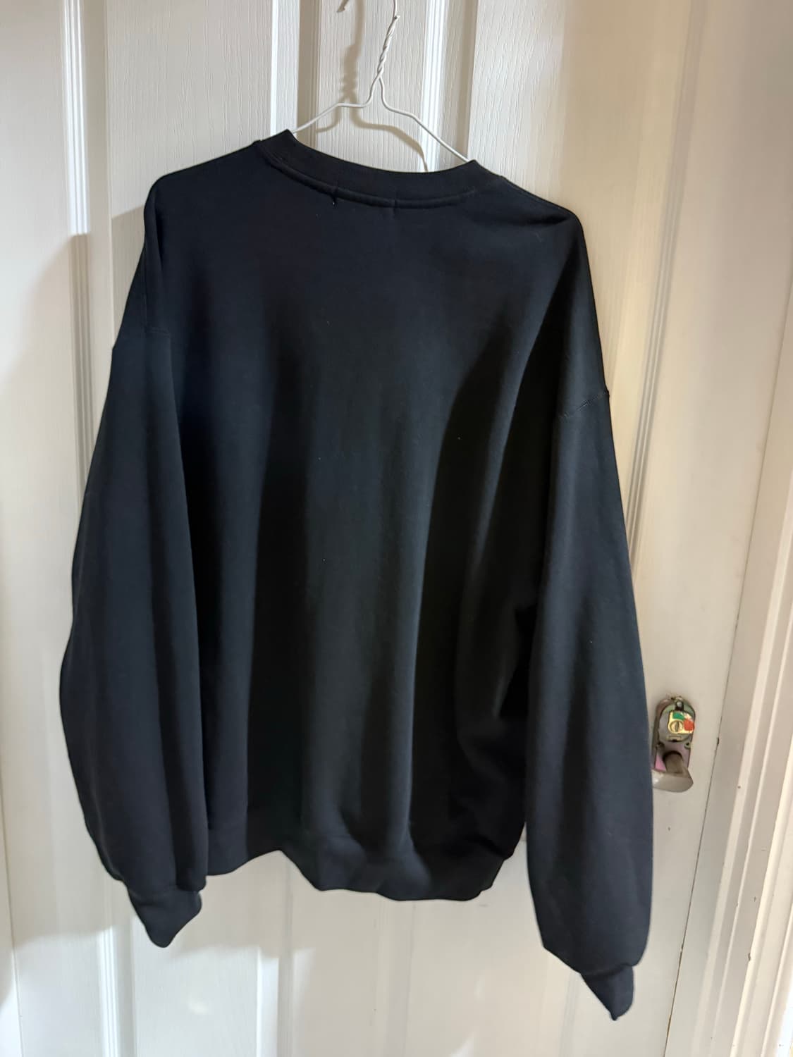 베이프 라인스톤 로고 크루넥 스웨트셔츠  블랙  상품이미지4