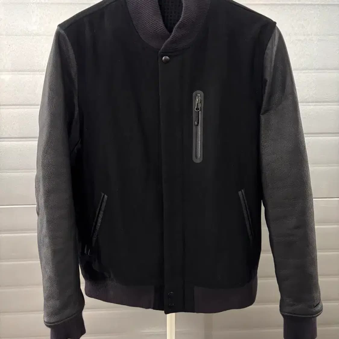 Nike leather varsity jacket XL 상품이미지2