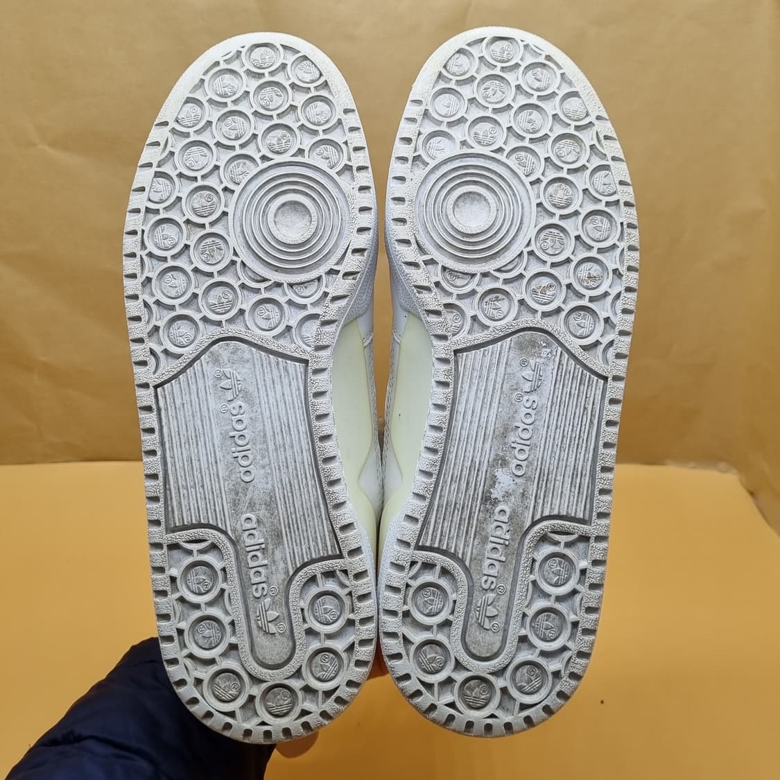 아디다스 포럼 로우 운동화250  상품이미지3