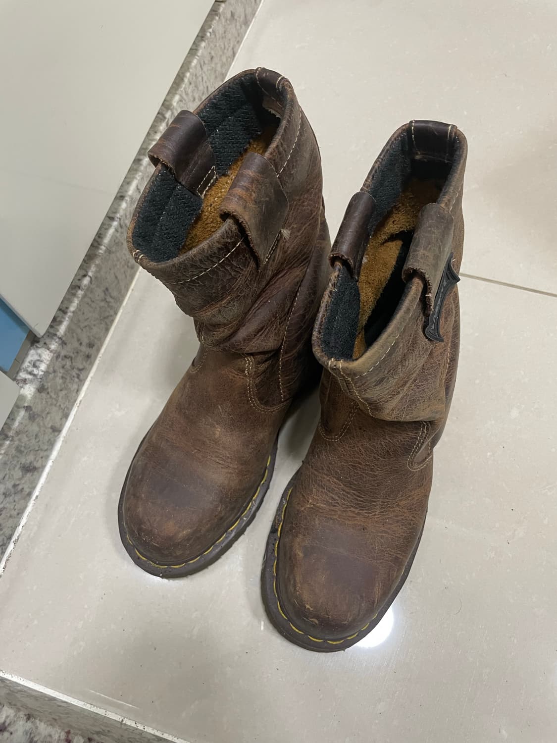 닥터마틴 애니스톤 로 레더 바이커 부츠 uk4 상품이미지1