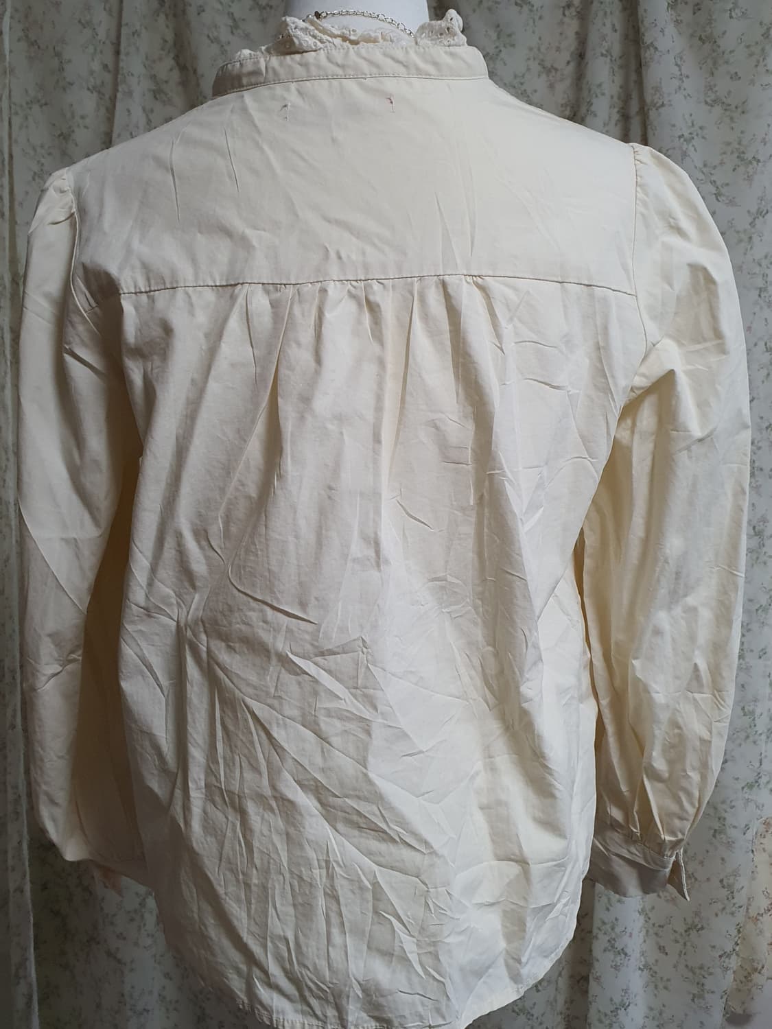 [일본빈티지] 아이보리 핀턱 레이스 블라우스 지뢰계 상품이미지4