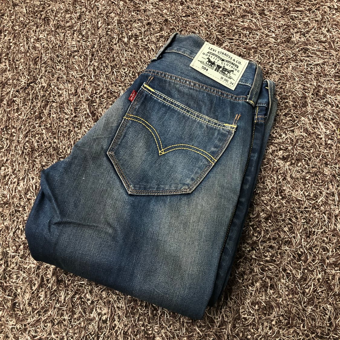 리바이스 504 스트레이트 워싱 데님 팬츠 상품이미지1