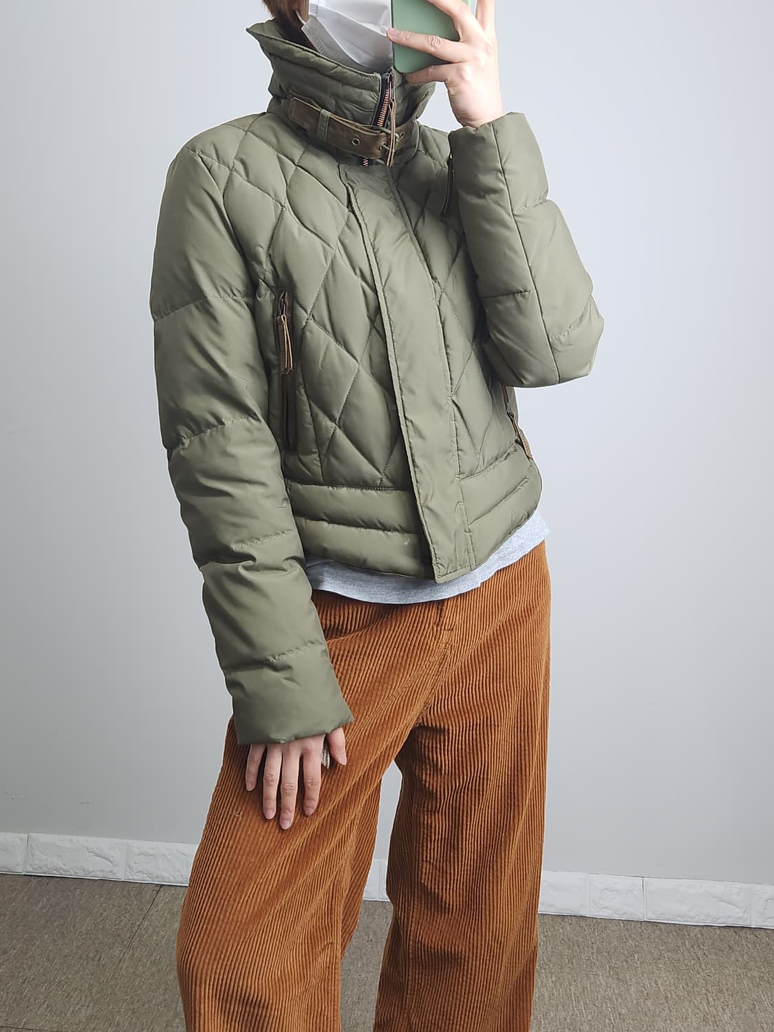 다운 퀼팅 하이넥 패딩 상품이미지4
