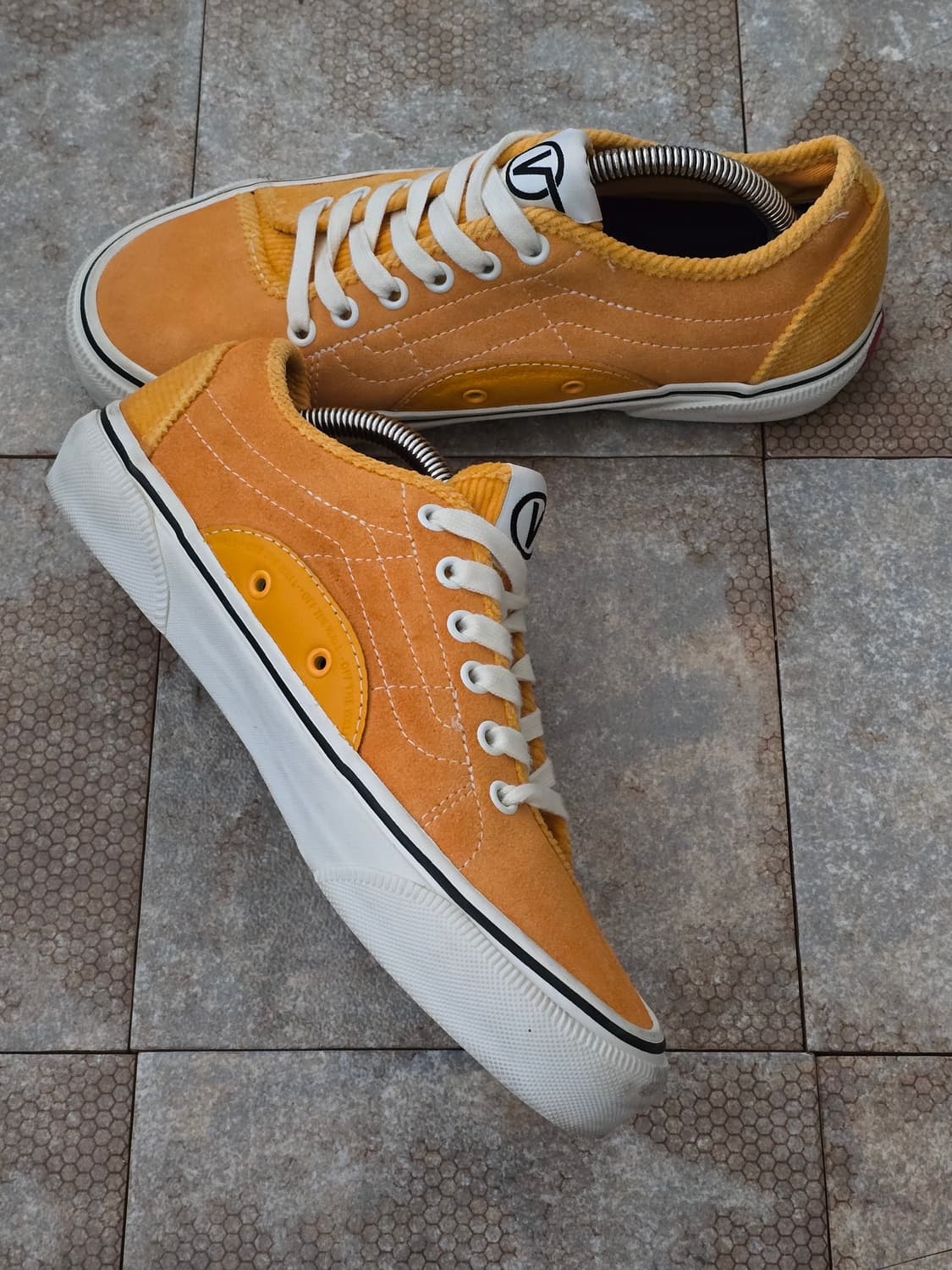 (245)반스 베스 엔아이 코듀로이 카드뮴 옐로우 상품이미지4