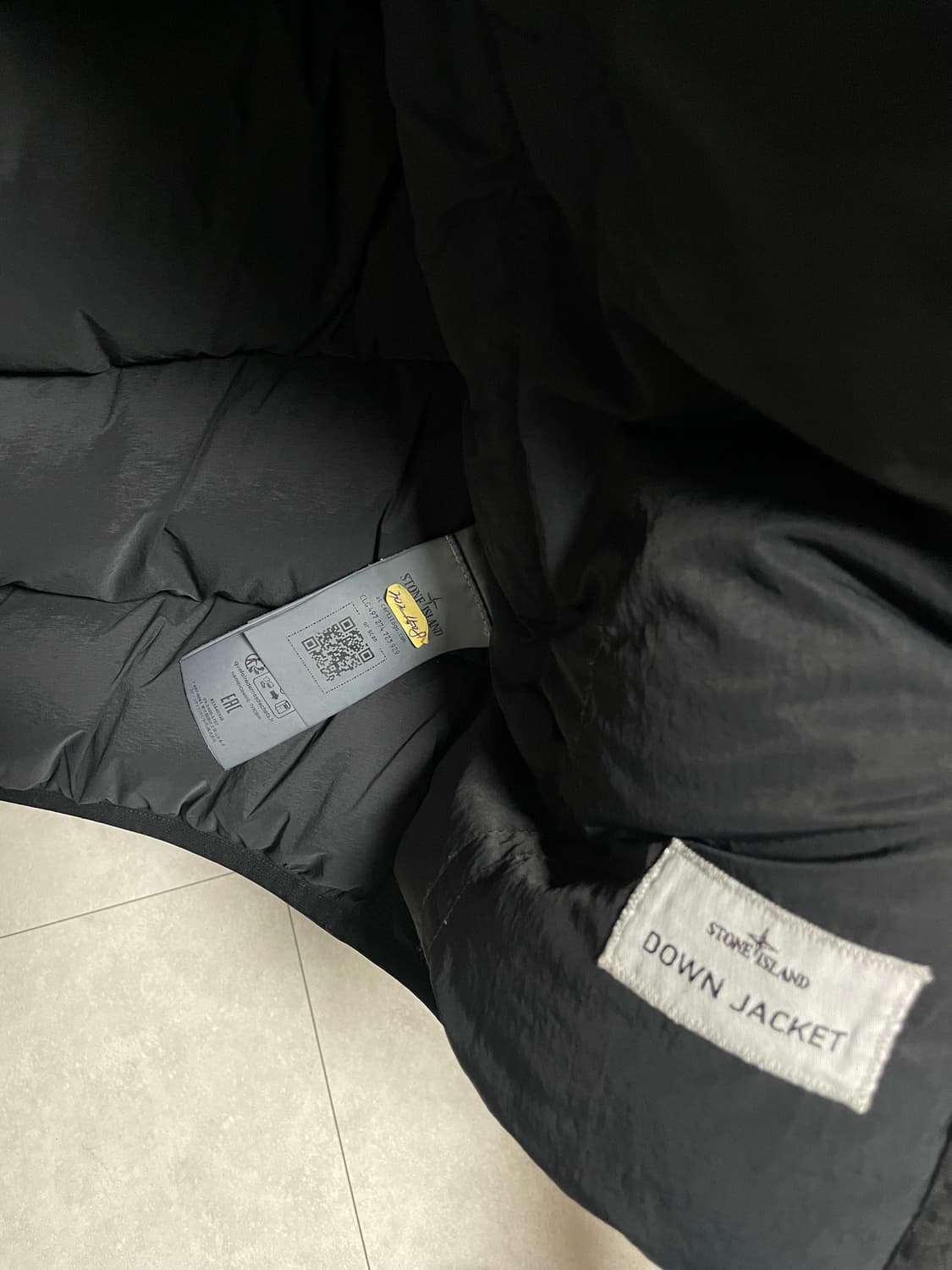 스톤 아일랜드 크링클랩스 다운 자켓 블랙 키즈 12 상품이미지4