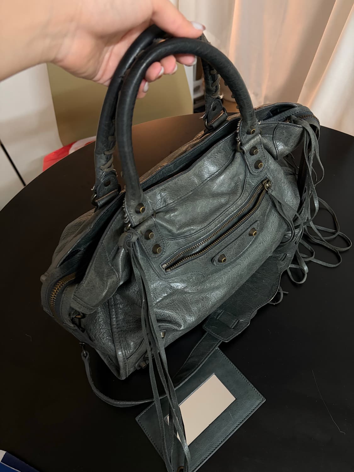 발렌시아가 모터백 스몰 카키 상품이미지6