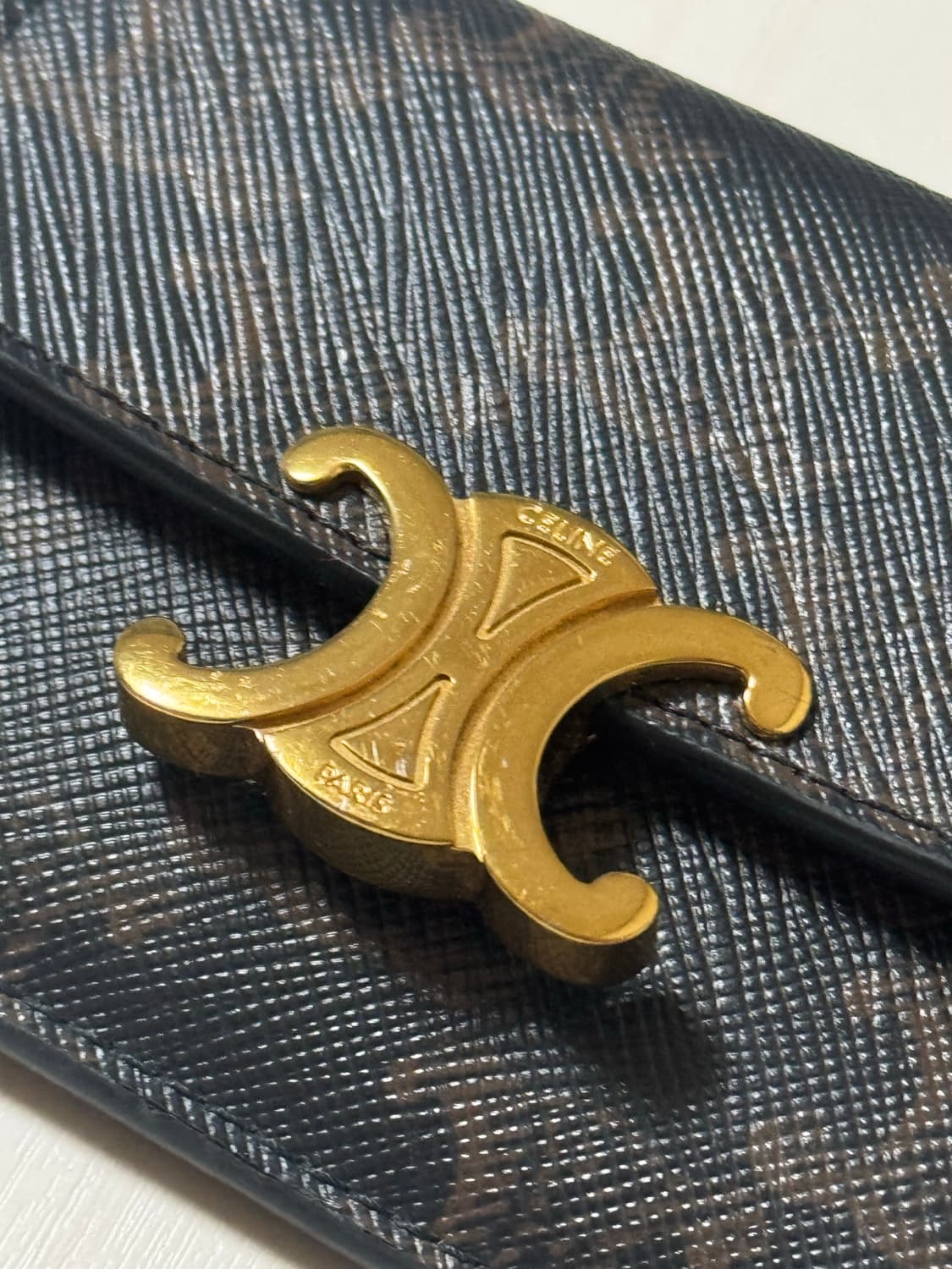 셀린느 트리옹프 지갑 상품이미지4