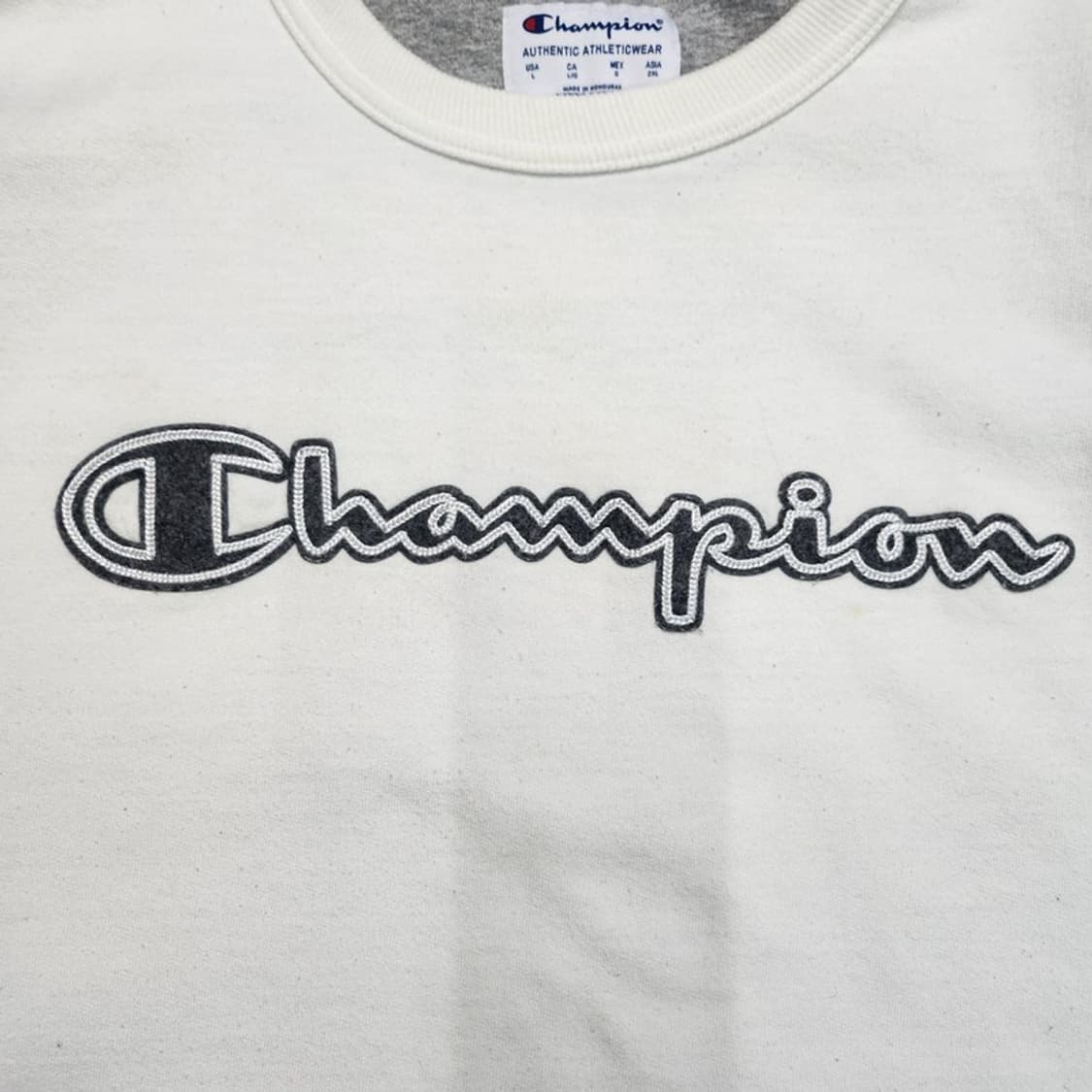 CHAMPION 시그니처 로고 프린팅 맨투맨 Men L 상품이미지4