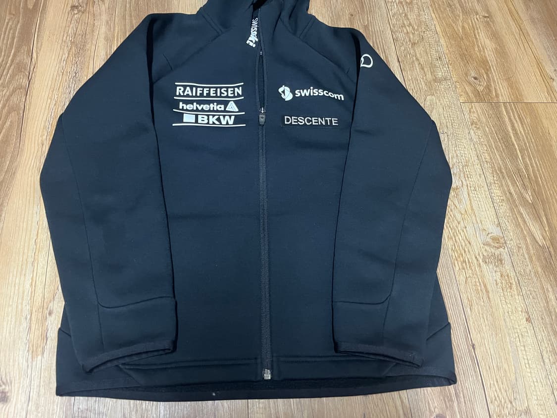 데상트 레플리카 스키 플리스 아우디 후드집업 150 영애슬릿 스키팀 후리 상품이미지4