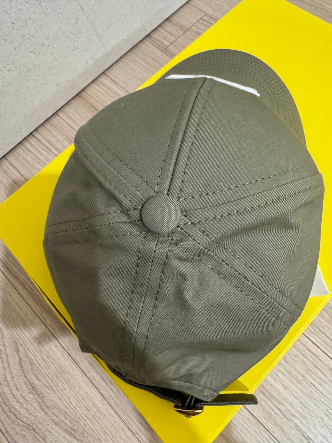 celine (새제품)정품 셀린느 트리옹프 베이스볼 캡 카키 S 상품이미지5